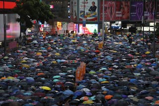 8‧18是香港走向衰落的里程碑