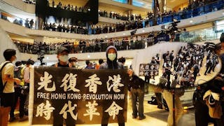 「和你唱」 抗爭重現太古城 被防暴警中斷 “Sing with You” Protest Reactivated at Cityplaza – Disrupted by Riot Police