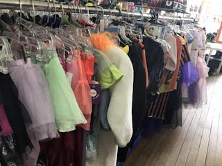 「斷捨離」的策略，讓30年的服飾店起死回生，每年賣出50萬件衣服