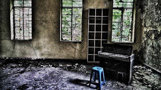 半山營舍廢棄逾20年 Mid-levels Hostel Abandoned for Over 20 Years