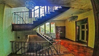 探索荒廢半山西式大宅 Exploring Deserted Western-style Mansion at Mid-levels