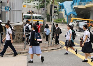 知難而退，勇往直前──一位香港老師的自白