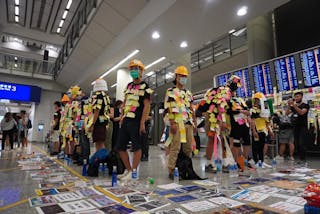 機場集會 示威者冀遊客關注香港反修例