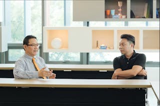 「AI智能射出成型機」為塑膠產業跨世代累積的智慧與成果,在新創企業與老牌大廠的合作,及經濟部計畫的助攻下,受到國際市場的肯定。