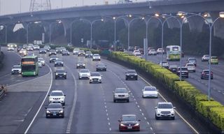 228連假收假日　傍晚國道車流多（1）