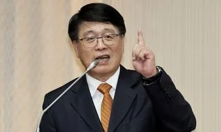 游盈隆：審查公投　須符重大政策創制複決