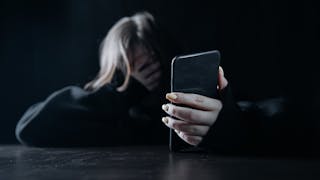 欺凌有癮霸侵成狂
