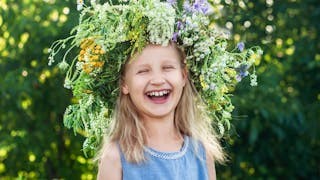 劇要視野 人要童心