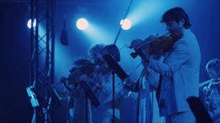 評阿姆斯特丹小交響樂團與大提琴家蘇坦尼