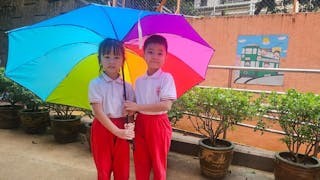 雨中學步 雨中學步