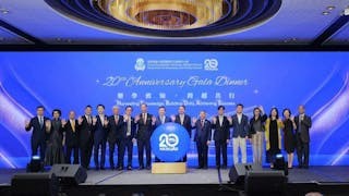 浸大附屬王錦輝中小學20周年  陳國基讚揚育才成果