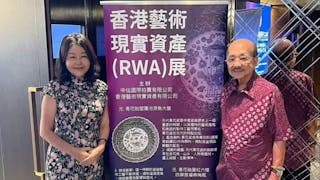 作家與收藏家莊延波