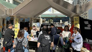 暖流澎湃 愛滿香江──宏福苑火災映照的港人特質 暖流澎湃 愛滿香江──宏福苑火災映照的港人特質