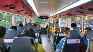 港式鮑士民效應：巴士安全帶新法例的意外風險