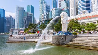 香港以往多次成功經濟轉型的底層邏輯是什麼？