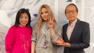 破繭成金 破繭成金