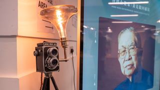 相機平民化──香港亨利‧福特：黃克競