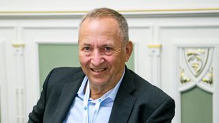 島的誘惑 教授照樣擋不住