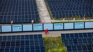 美伊戰爭推動中國新能源的全球戰略