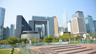 關鍵是能啟動市場與有形之手之間的良性循環