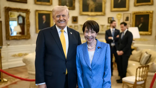 百般疑問在心頭