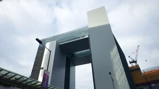 誰來「負責」？