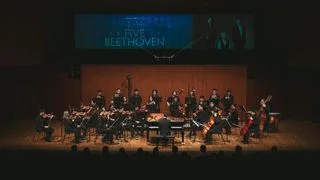 黃家正邀APA早年鋼琴高材生演繹全套貝多芬鋼琴協奏曲