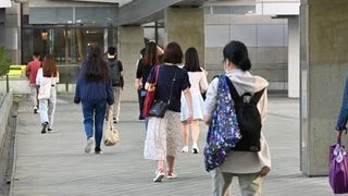 公務員加薪2%低於預期 總開支約60億公帑 楊何蓓茵：除數字外 亦考慮地緣政治影響