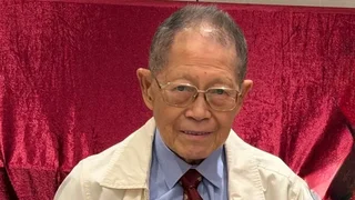 以德育人懷滄海，浤汨睿智任平生──念記馮以浤老師