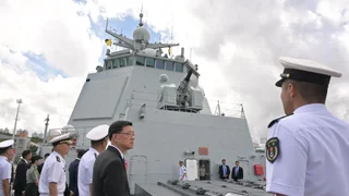 南寧艦、衡陽艦今早抵港 派1.4萬免費票供預約參觀 南寧艦、衡陽艦今早抵港 派1.4萬免費票供預約參觀