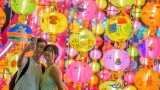 中秋：月自何處明