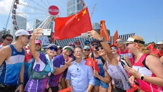 陳茂波:國慶黃金周旺丁旺財 港股成交及集資額均錄增長 陳茂波:國慶黃金周旺丁旺財 港股成交及集資額均錄增長