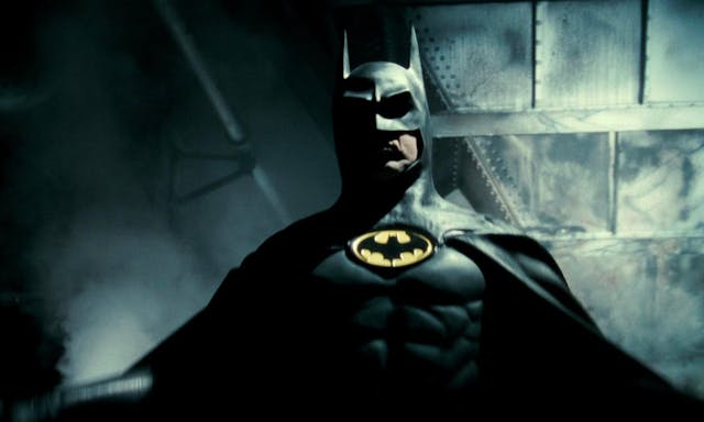 超級英雄越壯越好？米高基頓回憶成為《蝙蝠俠》的準備過程：「努力健身是個錯誤。」