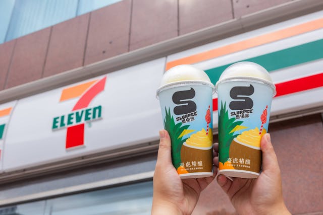01_7-ELEVEN推出臺虎鳳梨椰椰風味思樂冰。