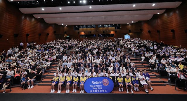 頒獎禮假香港知專設計學院演講廳圓滿舉行，超過60名嘉賓及700名師生出席盛典。