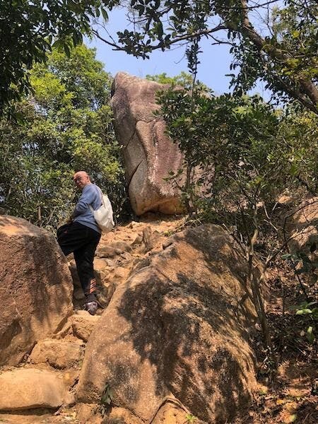 上了一倘獅子山，為了除掉口罩，呼吸山上的清新空氣，哪怕只有在山上的幾個小時。