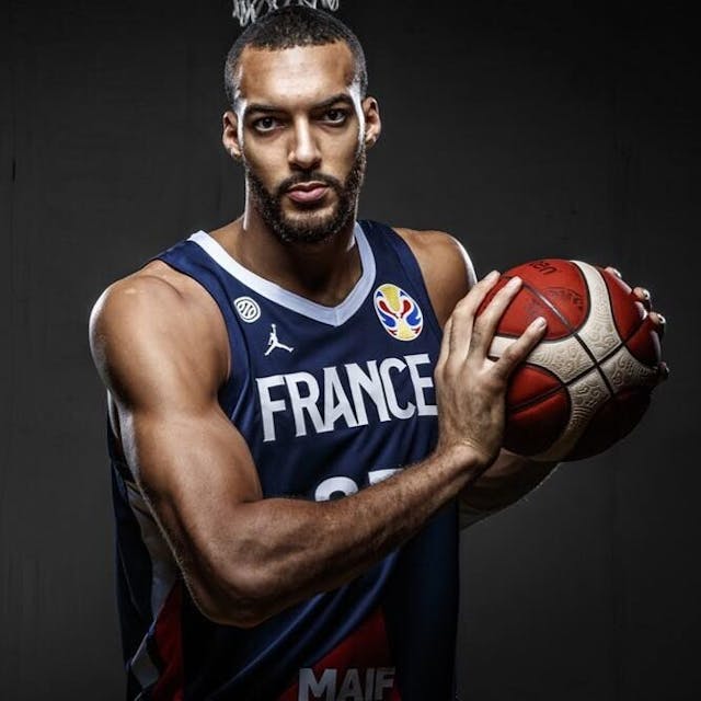 猶他爵士的法國籍中鋒高拔，確診新冠病毒。（Rudy Gobert Facebook Page）