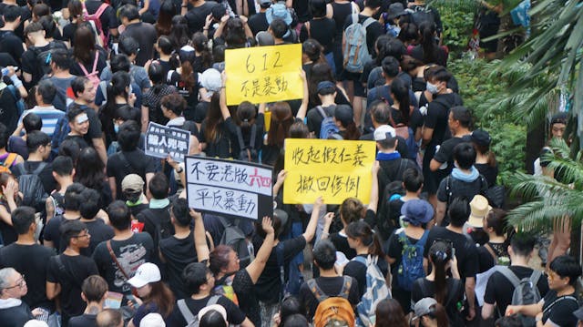 在6月18日，林鄭承認參加遊行的市民是熱愛香港的。（灼見名家圖片）