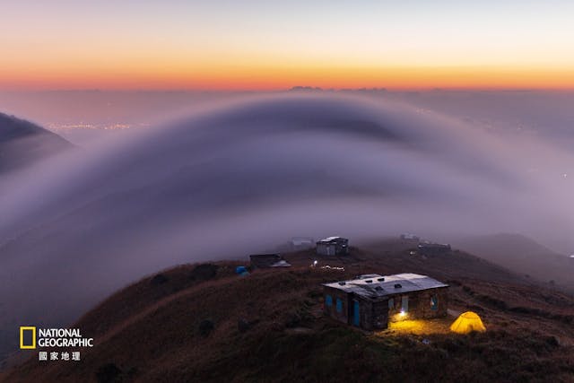 第一名：雲海日出，葉俊豪攝。