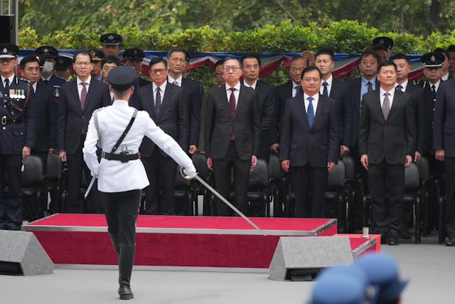 在公眾諮詢文件中，法例只建議知情人士向警務人員披露犯罪事宜。（政府新聞處圖片）