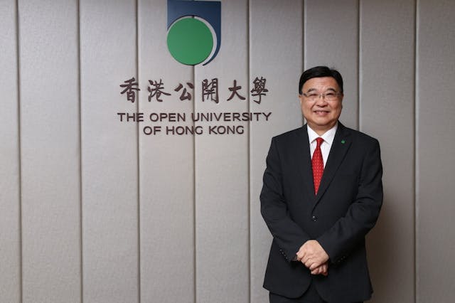 黃玉山教授表示，30年來公開大學與香港同步成長，在高等教育界別擔當着獨特的角色。