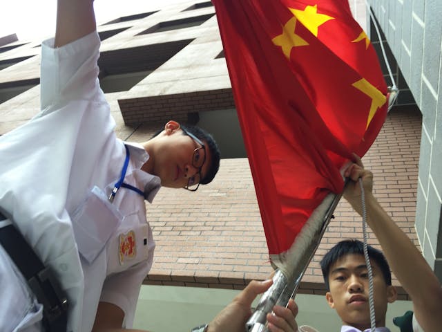 有認同國民身份認同培育主導性的教育學者,亦認為本土意識和國民身份培育並不必然矛盾。(亞新社)