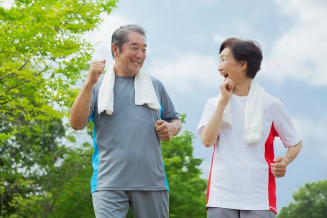 保健品配合運動保健成效將會大幅增加。（Shutterstock）