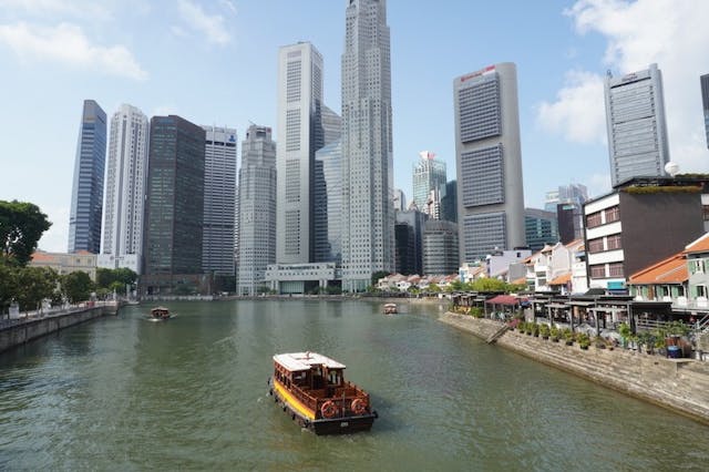 邱騰華表示，今次確立旅遊氣泡的具體安排，有利香港和新加坡兩個地方重啟航空往來。（亞新社）