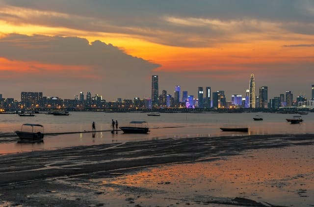 流浮山與深圳南山僅一水之隔，未來擬發展成數碼新海岸。（Shutterstock）