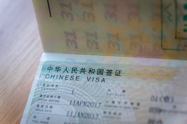 儘管中國已經在簽證領域開始實施單方面開放,但還需要把單邊開放擴展到更多的領域。(Shutterstock)