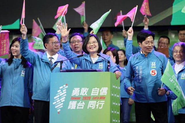 香港的民主陣營之所以獲勝，很大程度是因為「反修例」運動的影響，這場運動同樣使蔡英文贏得壓倒性的勝利。（亞新社）