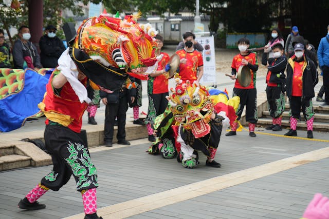 麒麟舞者不少為當地原居民後代。