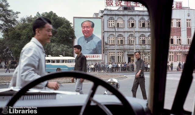 從Frank Fischbeck 的珍藏照片中，可以看到「文革」時內地城市的街景。