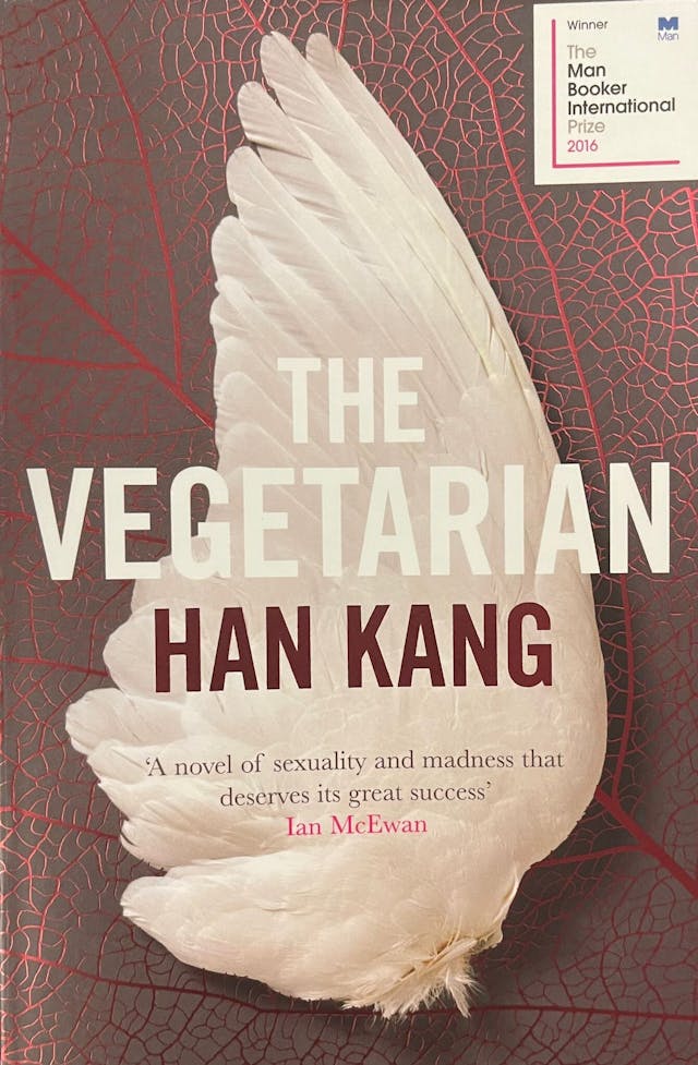 韓江憑《素食者》（The vegetarian〉獲得2016 The Booker International Prize和2024 諾貝爾文學獎。